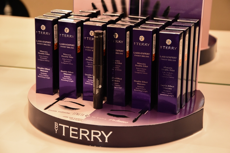 By Terry Lash-Expert Twist Brush